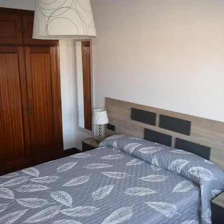 Piso Tranquilo Y Espacioso * Vigo